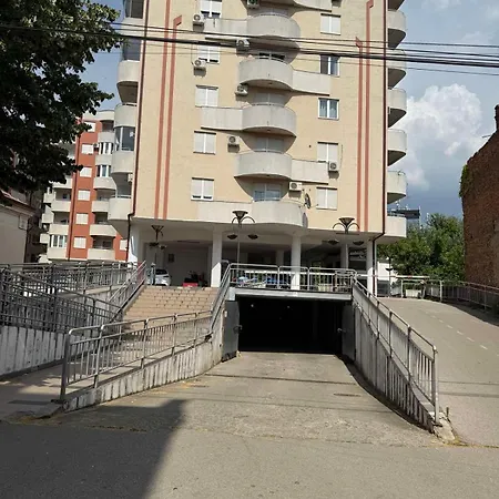 Lägenhet Darviva Niš, Center, Private Garage Parking, River View *